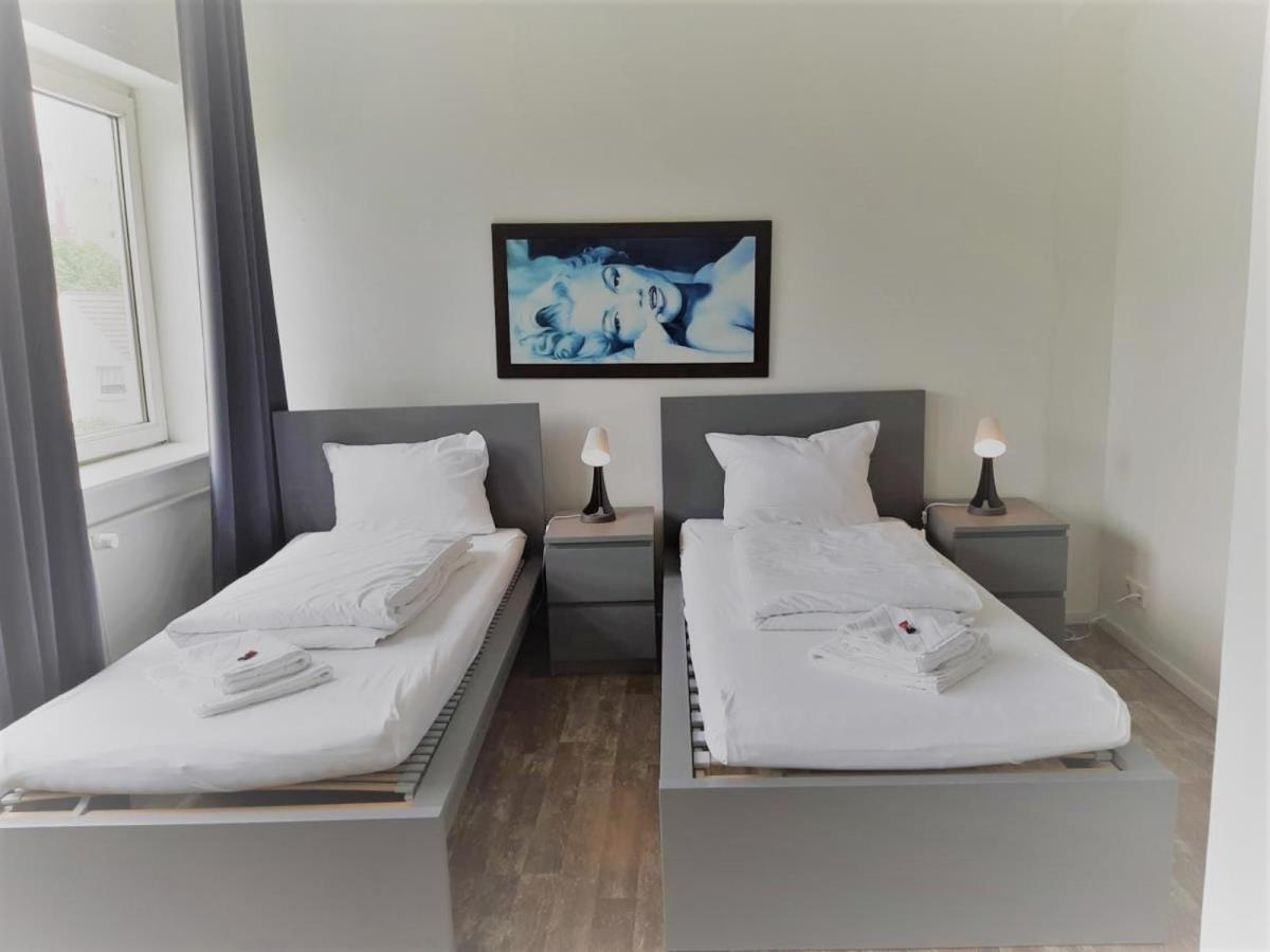 Mehrbett-Apartment 6 Citynah, Einfache Ausstattung Hamburg Kültér fotó
