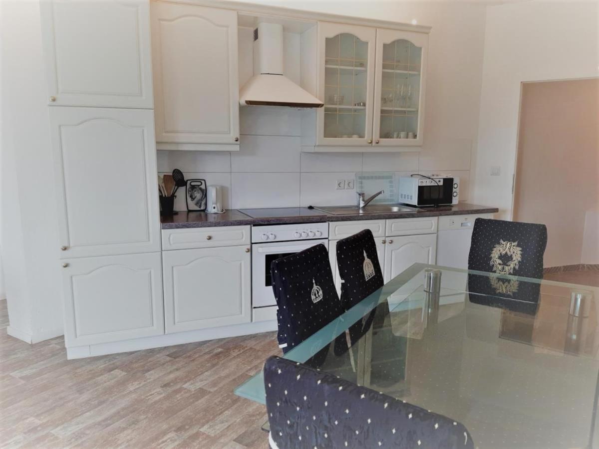 Mehrbett-Apartment 6 Citynah, Einfache Ausstattung Hamburg Kültér fotó