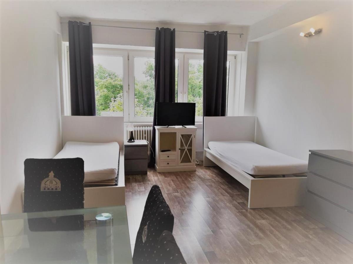 Mehrbett-Apartment 6 Citynah, Einfache Ausstattung Hamburg Kültér fotó